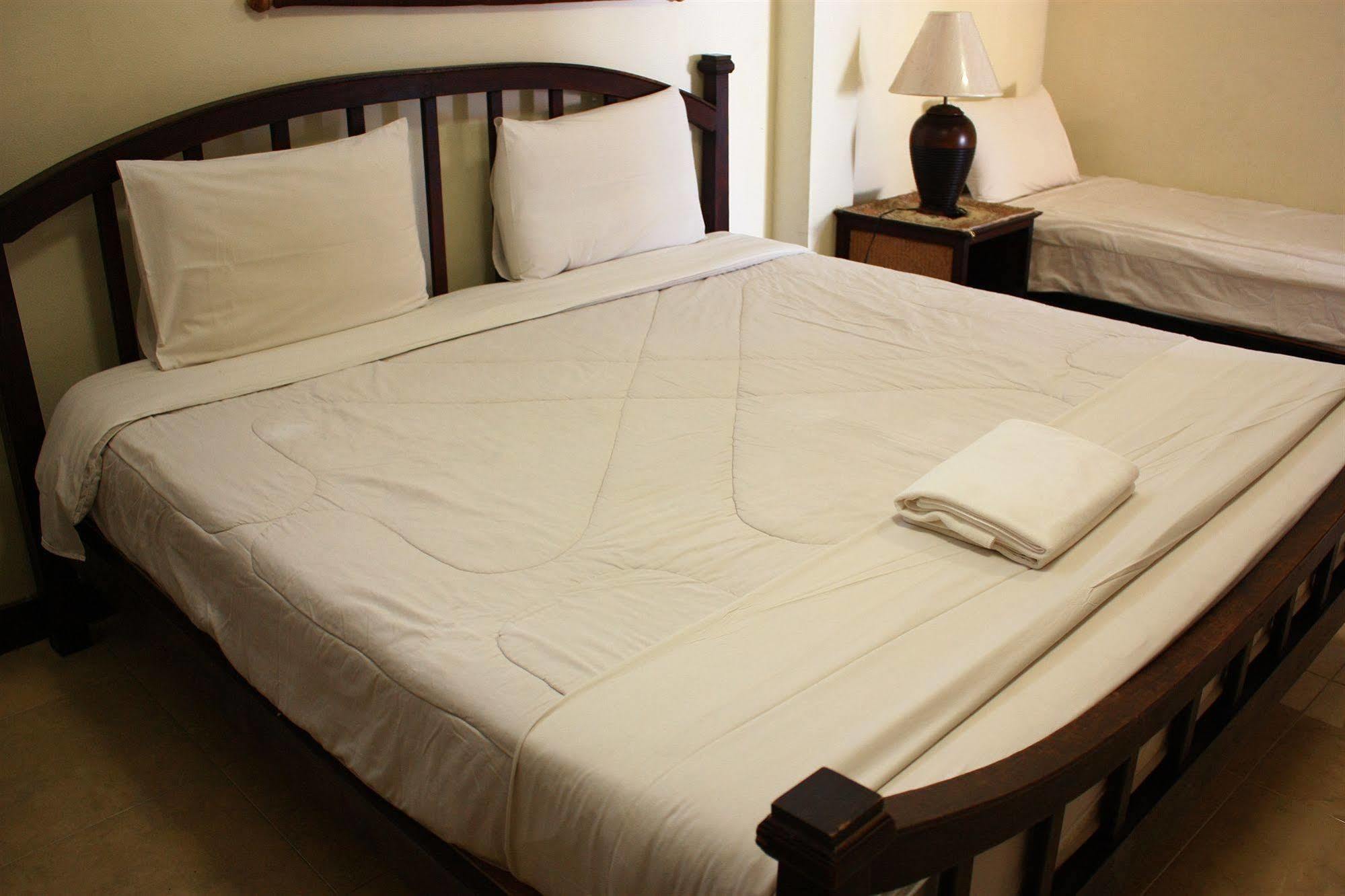 โรงแรมตีฆ้อง - Tri Gong Hotel Chiang Mai Exterior foto